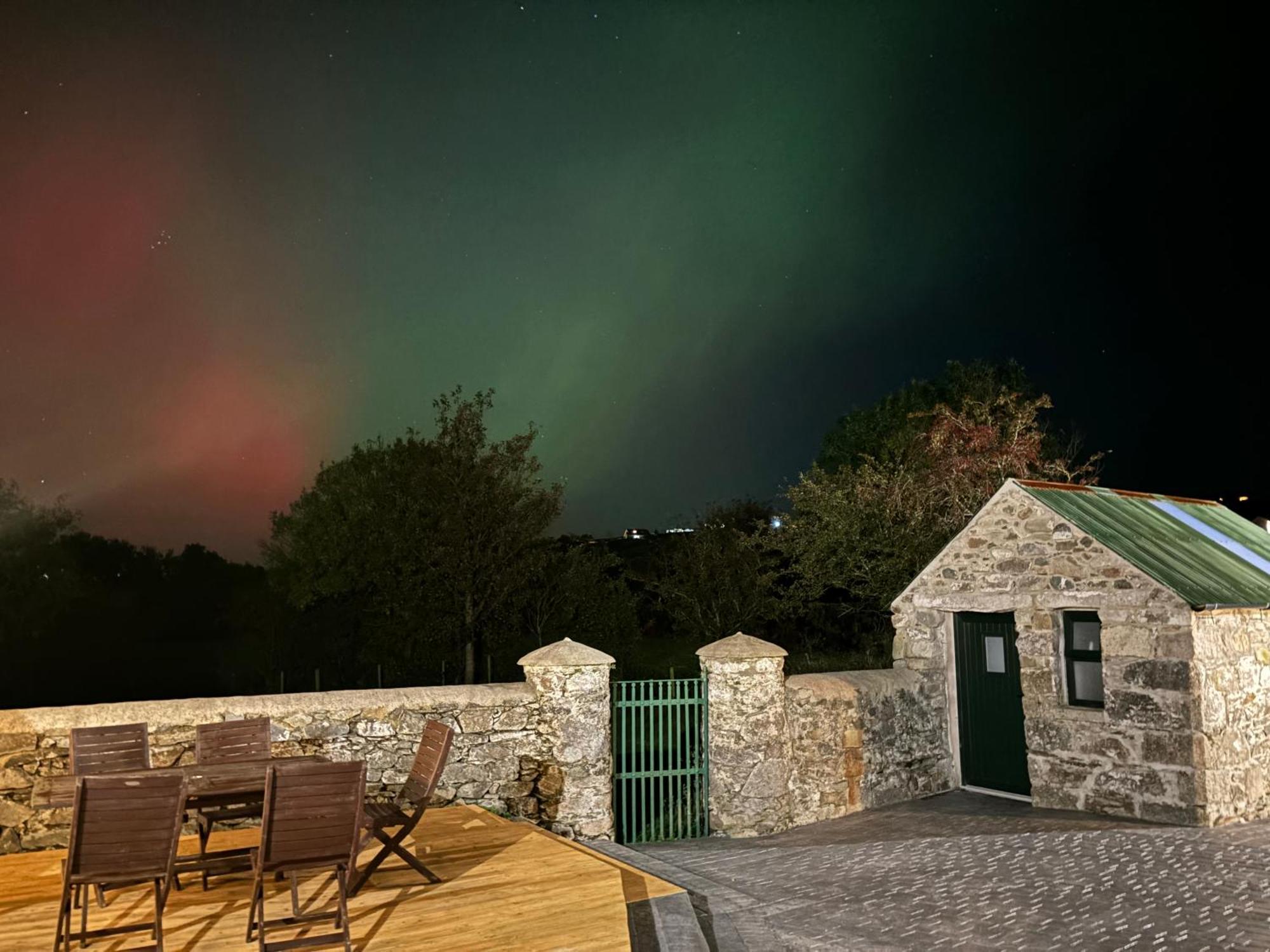 Mournes Family Cottage With Hot Tub Hilltown Exterior foto